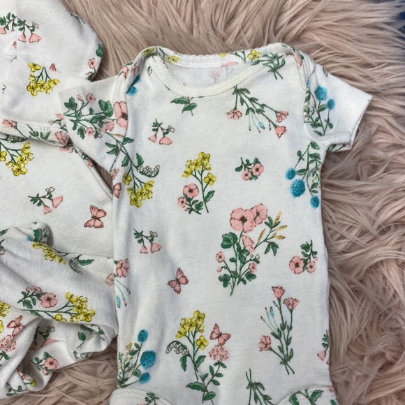 Newborn Sleeper & Diaper Shirt - Picture 2 of 4